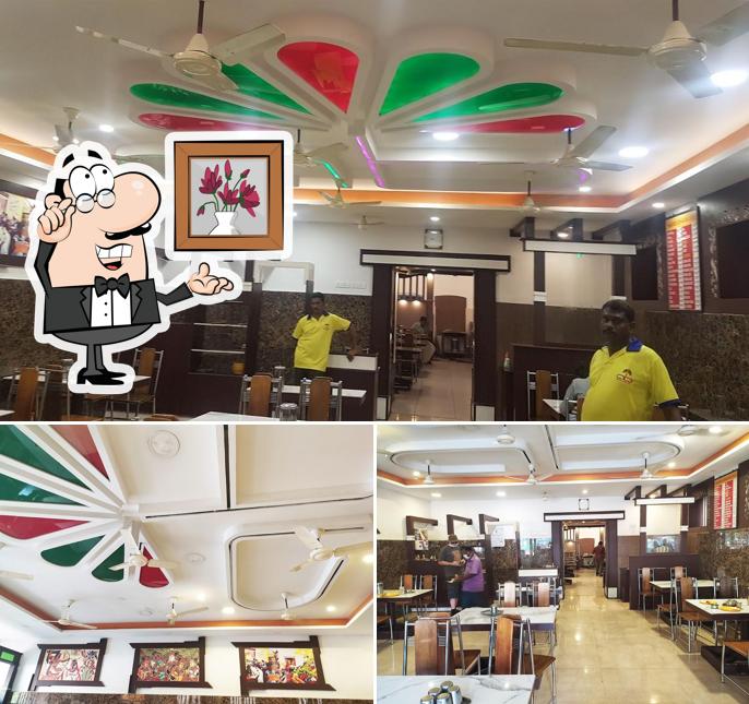 Check out how Ananda Bhavan looks inside