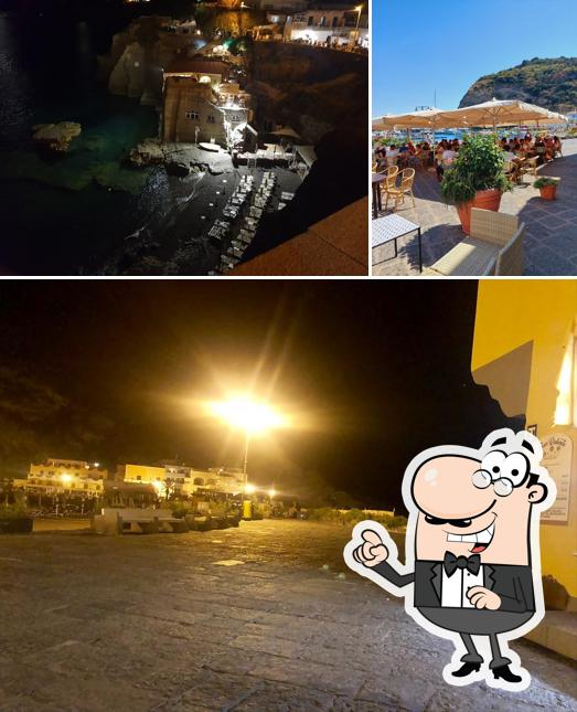 Guarda gli esterni di Bar Ridente