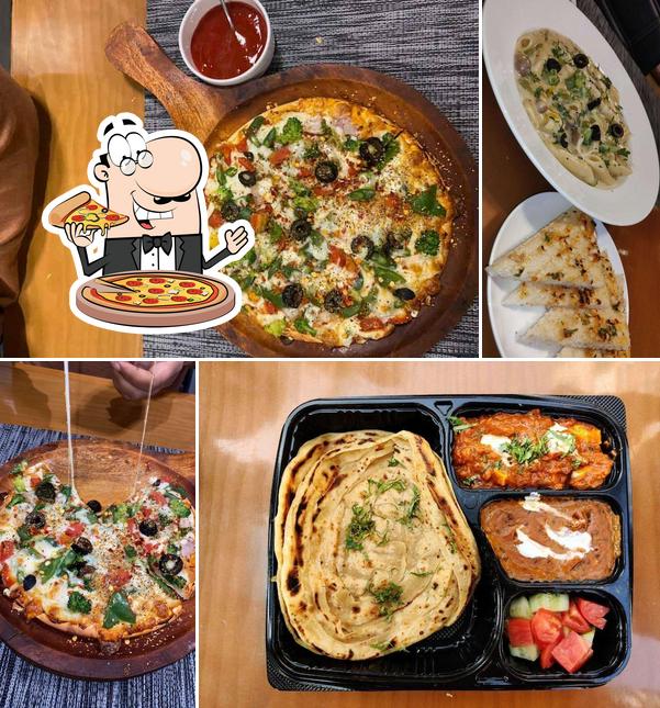 Get pizza at Khawesome Cafe