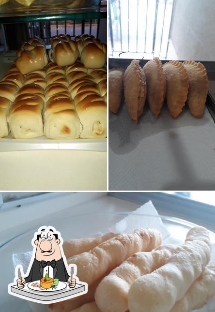 LANCHES & CAFÉ DA MANHÃ