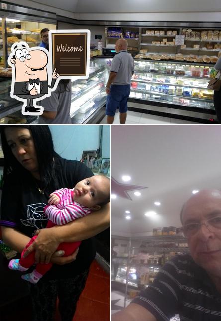 Look at the image of Padaria Estrela
