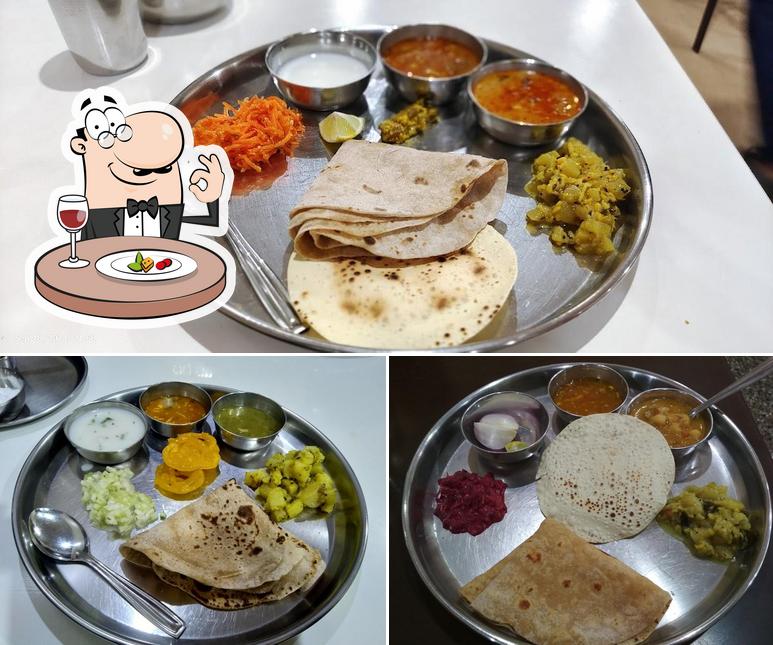 Food at Aashirwad Dining Hall