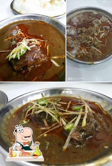 Try out seafood at Shabrati Nahari Centre