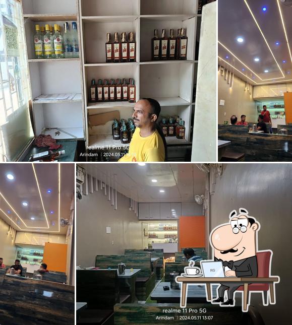 The interior of SOWMANA FL ON SHOP