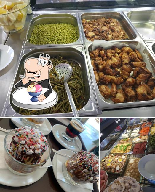 Ristorante Acquaviva serve un'ampia gamma di dessert