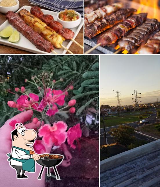 Escolha pratos de carne no Espetinhos do Leke