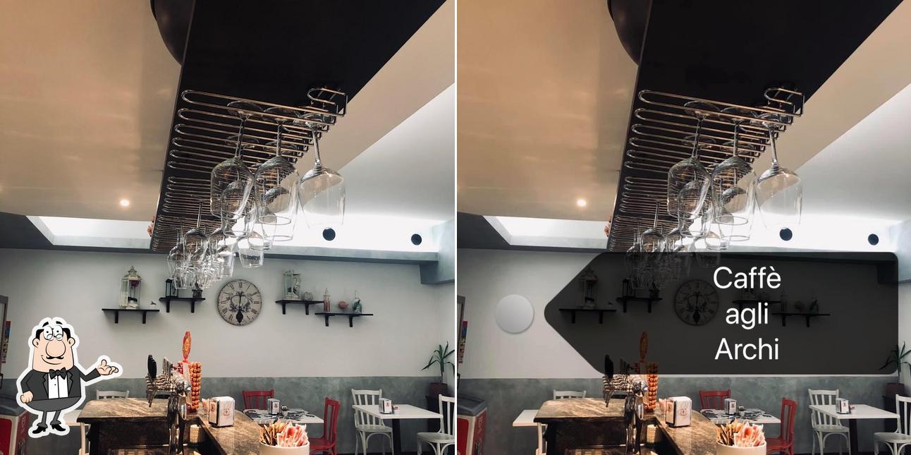 Gli interni di Caffè Agli Archi