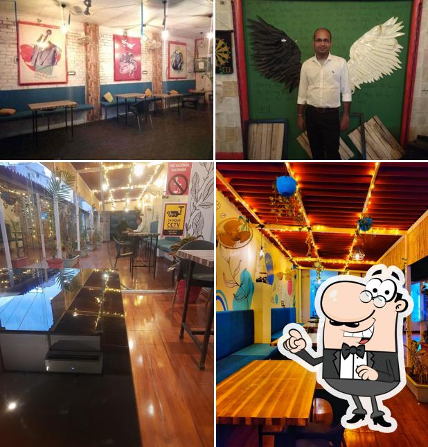 Check out how TODOS CAFE looks outside