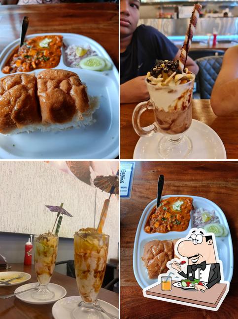 Food at Amul Ice Cream Parlour