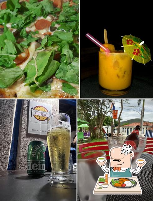 Comida em Pizzaria Do Alemão