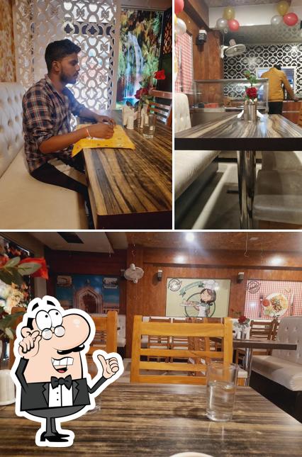 Check out how Aaja Khaja looks inside