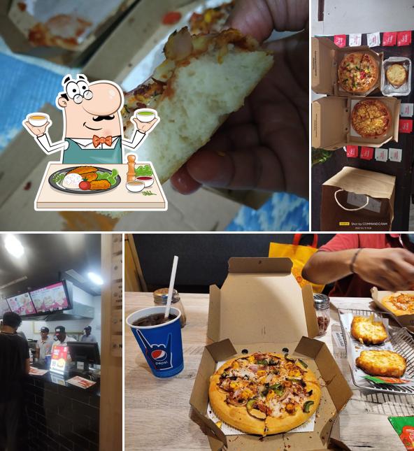 Food at Pizza Hut BM Road, Hassan