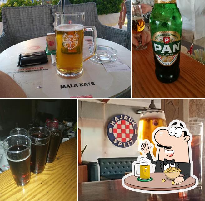 Caffe Bar "Mala Kate"