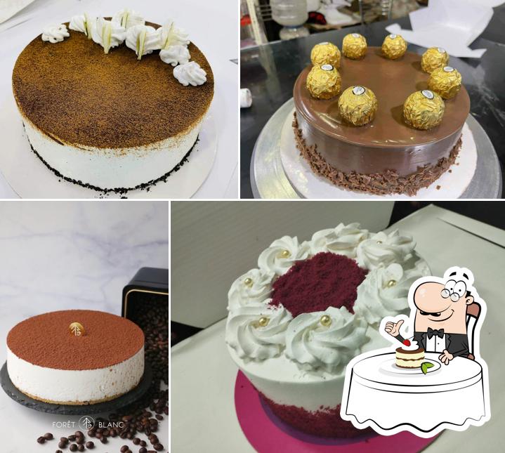 Tiramisu at Cakes Online Kochi