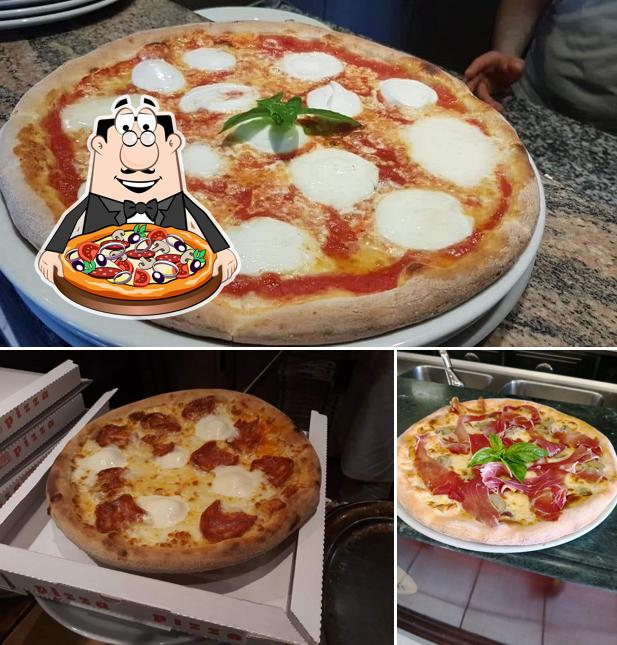 Scegli una pizza a Ristorante Pizzeria Tre Marie