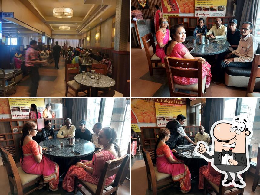 The interior of Shri Sangeethas (Karur Bypass, Trichy) Veg. Restaurant Sweets Savouries