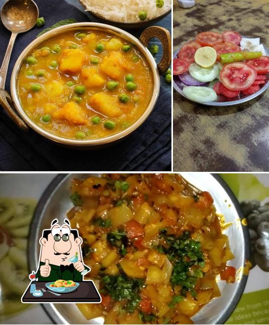Food at Juneja Hotel Chuna Fatak