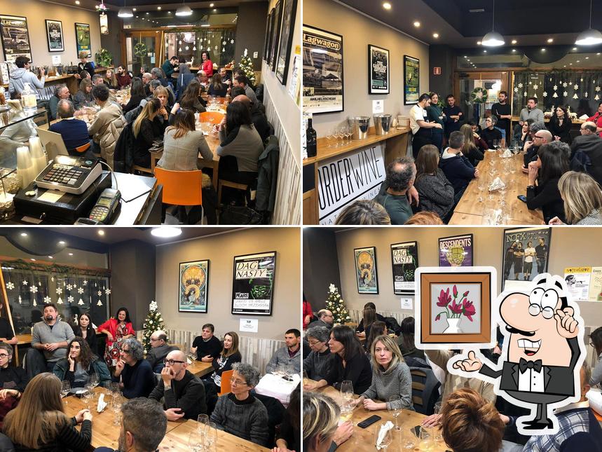 Gli interni di Tajo Pizza In Teglia