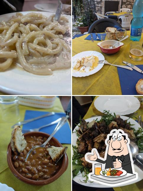 Platti al Trattoria Ghost