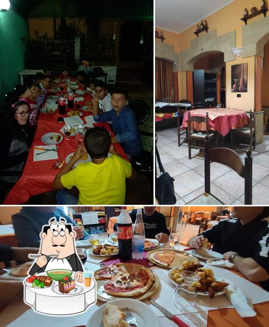 Tra le diverse cose da Trattoria Pizzeria S.Lucia si possono trovare la tavolo da pranzo e seo_images_cat_37