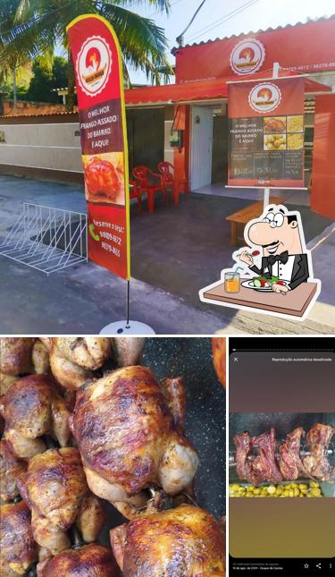 A imagem do Nosso Frango’s comida e interior