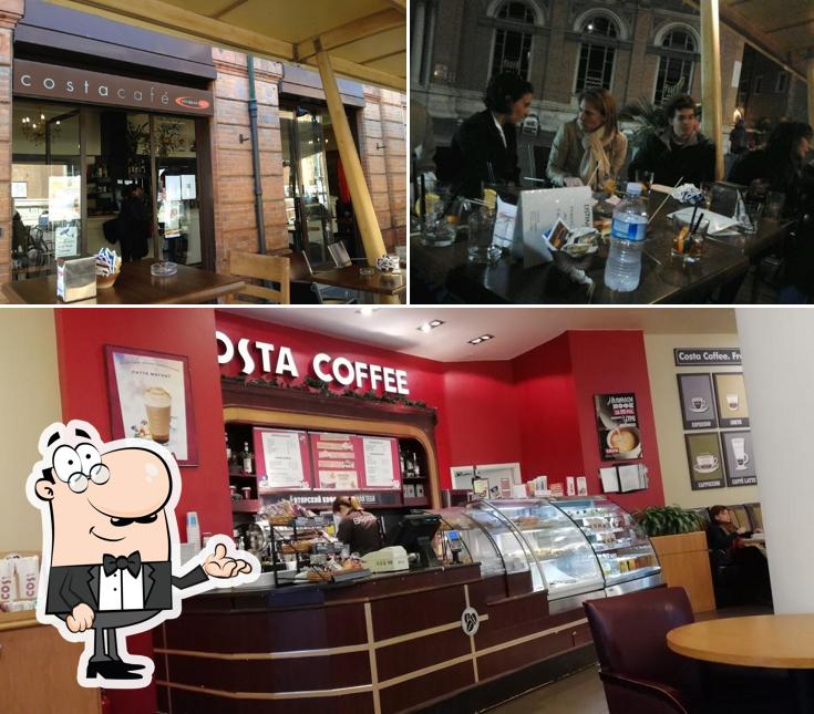 Gli interni di Costa Cafè