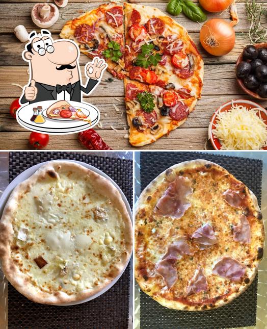 Ordina tra le svariate varianti di pizza