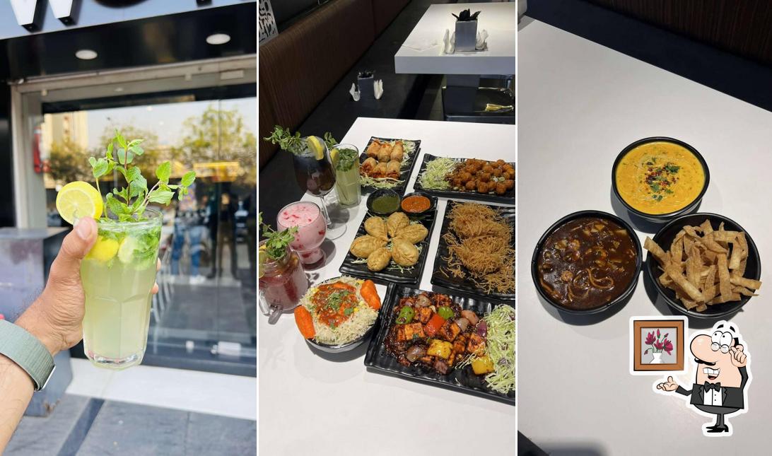 Check out how CHINESE WOK EXPRESS looks inside
