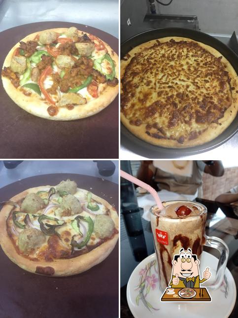 Get pizza at Cafe Leeyans Thiruvalla