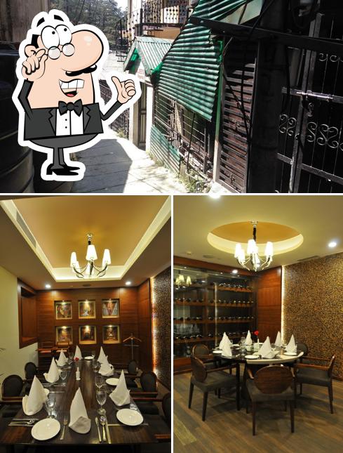 The interior of Hills Edge Restaurant