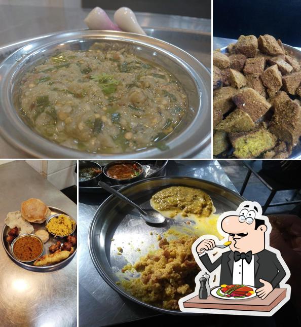 Meals at Hotel Khandesh Junction