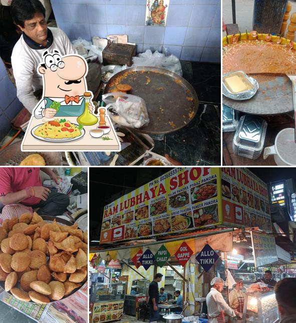 Food at Ram Lubhaya Shop