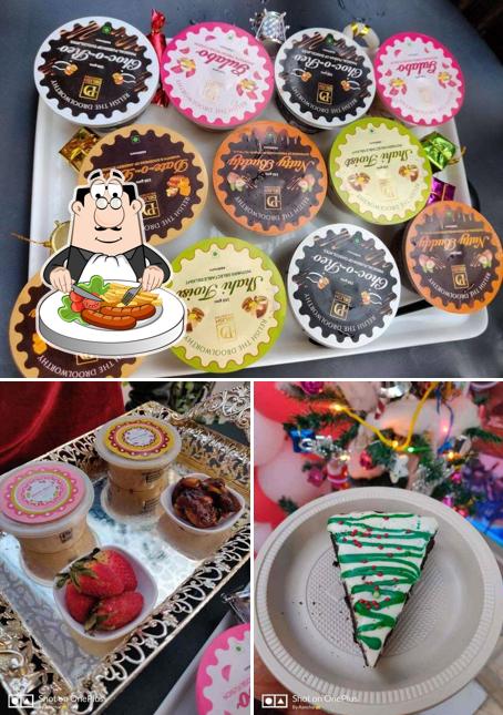 Among various things one can find food and interior at Paradise Bakery & Cafe