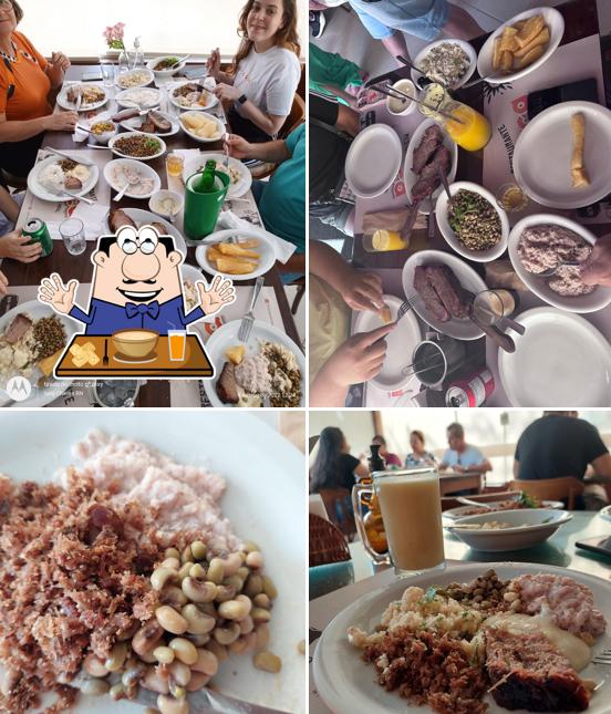 Comida em Restaurante Bidoca