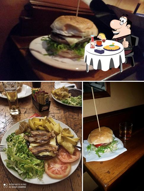 Prova un hamburger a Birreria Der Löwe