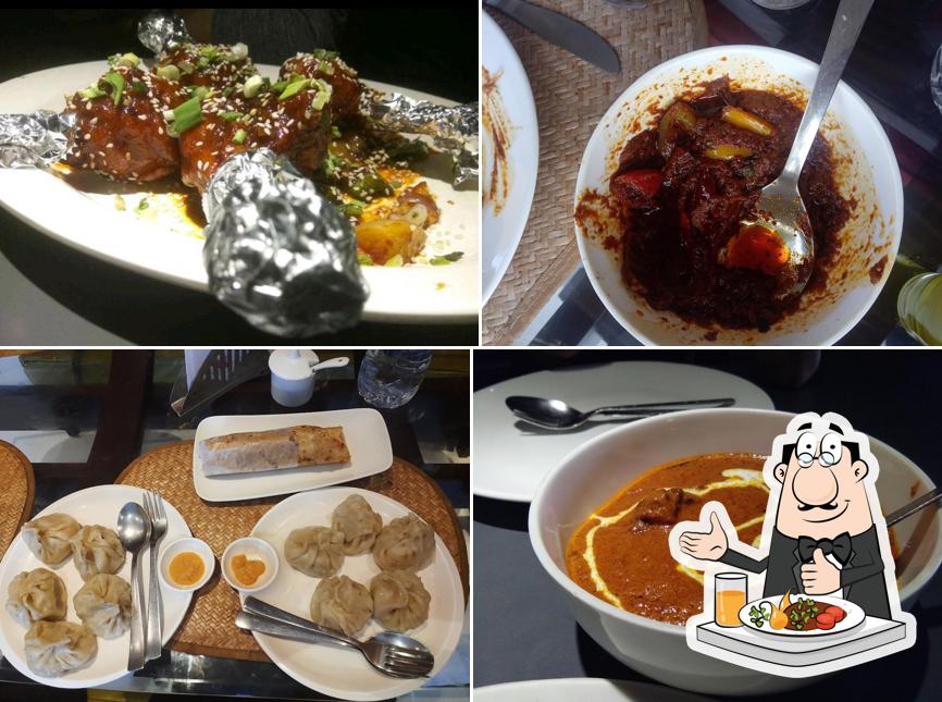 Food at 4 Seasons Restaurant