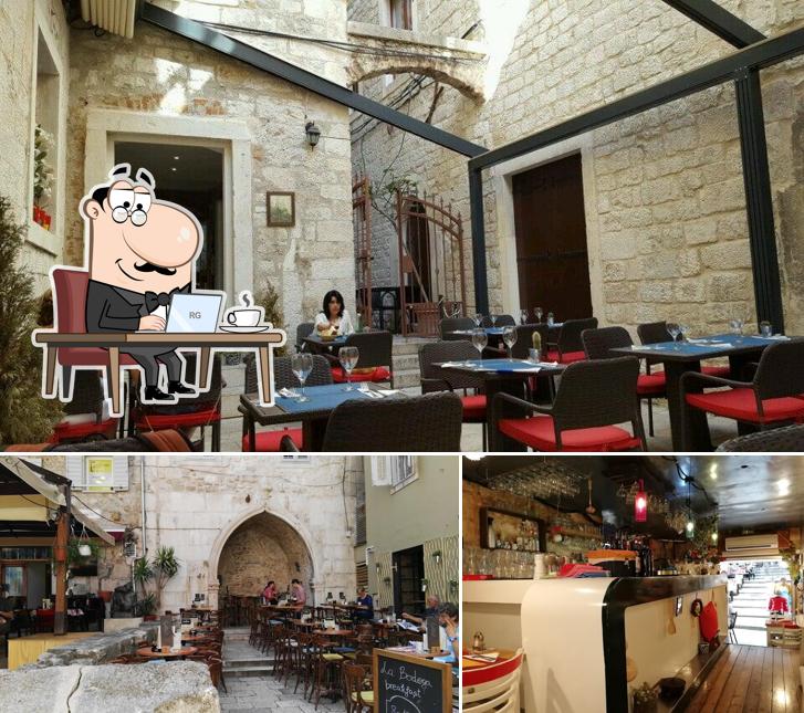Gli interni di Konoba "Kod sfinge vaneuropske zviri"