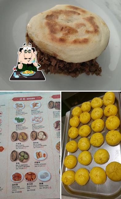 Panino con maiale stirato al MoBao ristorante bar