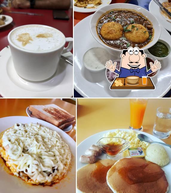 Clam chowder at sandwichworkZ