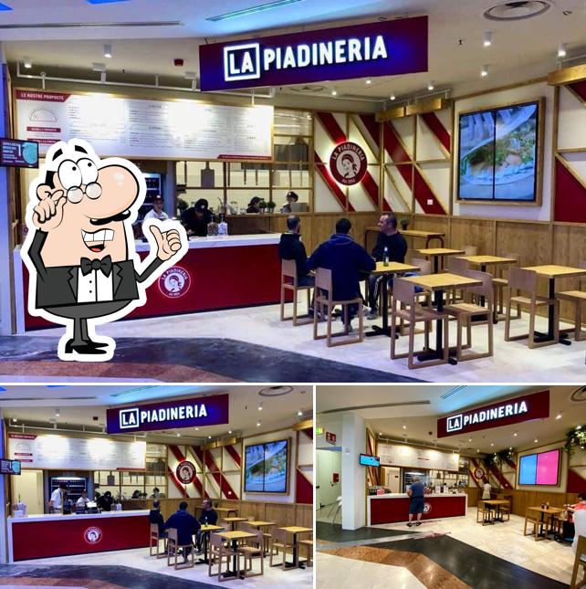 Dai un'occhiata agli interni di La Piadineria