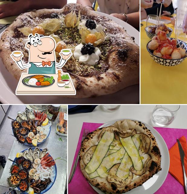 Cibo al Pizzeria PITTA LA PIZZA COL SORRISO FORNO A LEGNA GIOVINAZZO