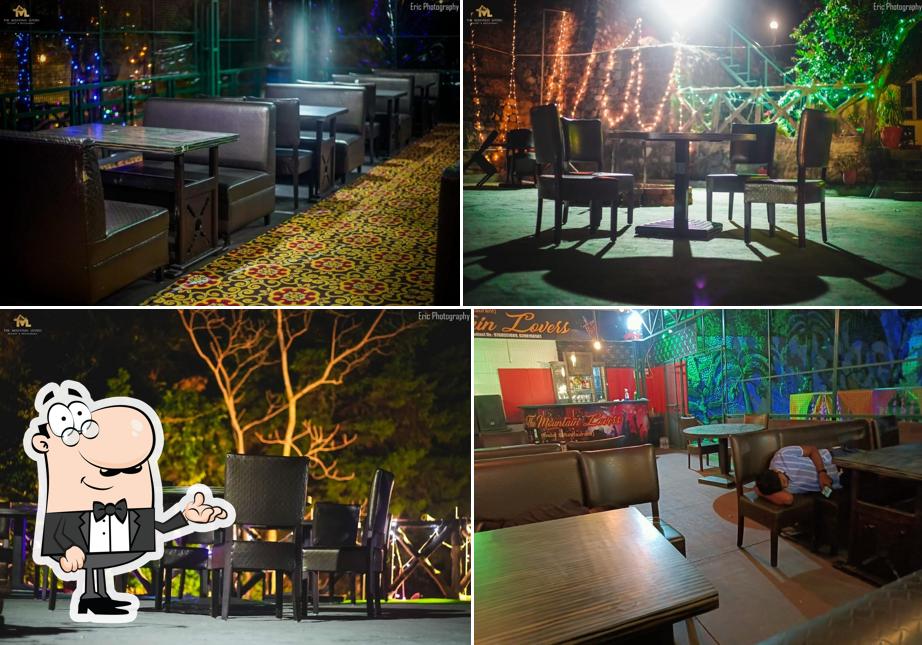 The interior of The mountain lovers Cafe and restaurant