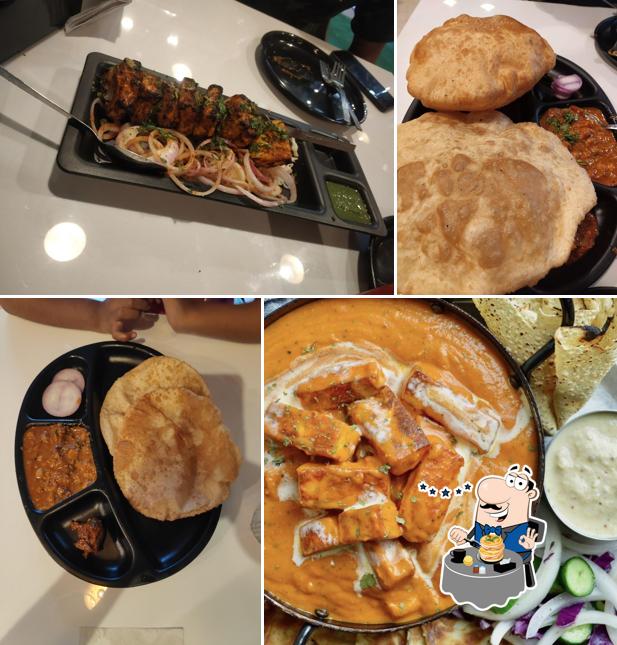 Meals at Khana Kothi
