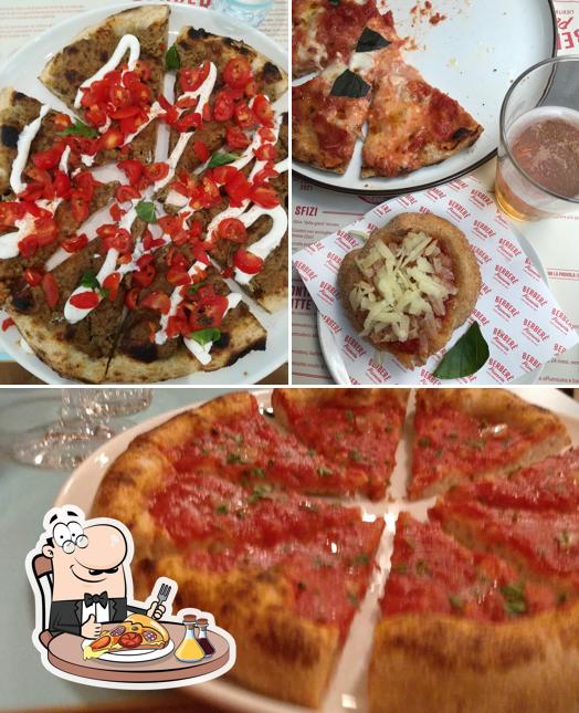 Ordina tra le svariate varianti di pizza