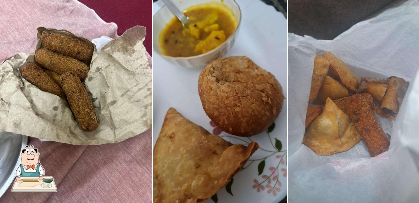 Samosa at Bira Sweets
