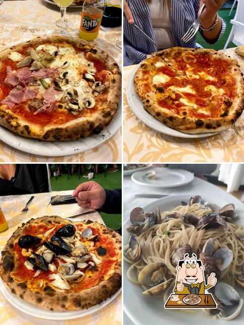 Prenditi una pizza a Ristorante Le Rose