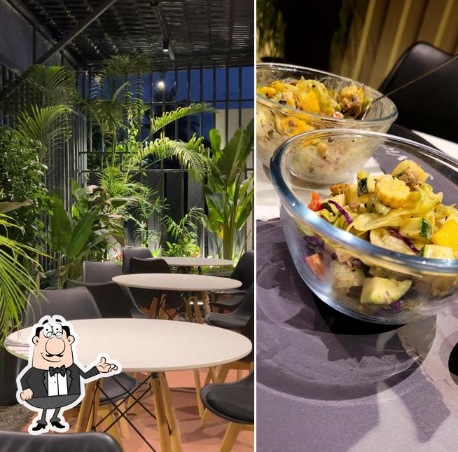 Check out how S'wich looks inside