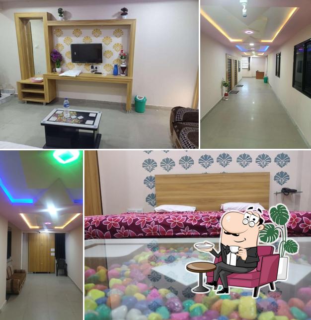 Check out how Royal Hotel&Guest House looks inside