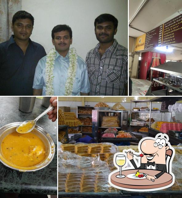 Food at Ariyabhavan Restaurant Udumalpet
