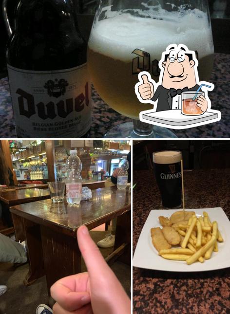 Prenditi un drink dal menu